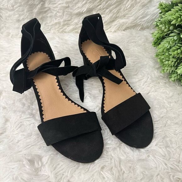 Ann Taylor Shoes - Ann Taylor Loft Black Leather Lace Ankle‎ Strap Sandals size 7M